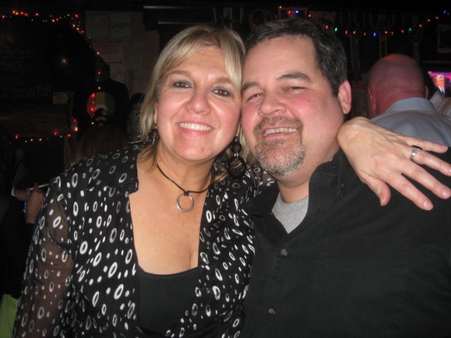 Docs123108/Janelle___Chris_at_Doc_Watson_s__Dec_31__2008___.jpg