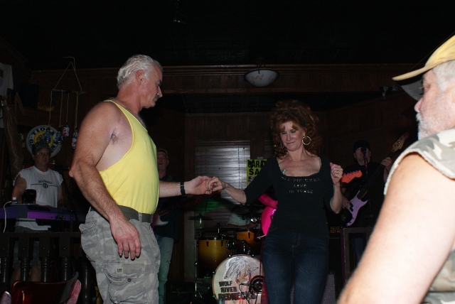 DocsRedneckBall73011/DSC02974__640x428_.jpg