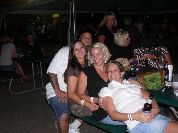 TJMulligans81509/5894_1127799747453_1000950711_30310215_3604124_n.jpg